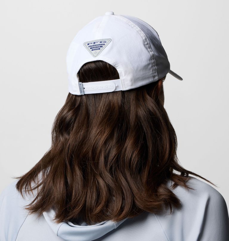 pfg outcast 3d stretch -lippis nappikiinnityksellä