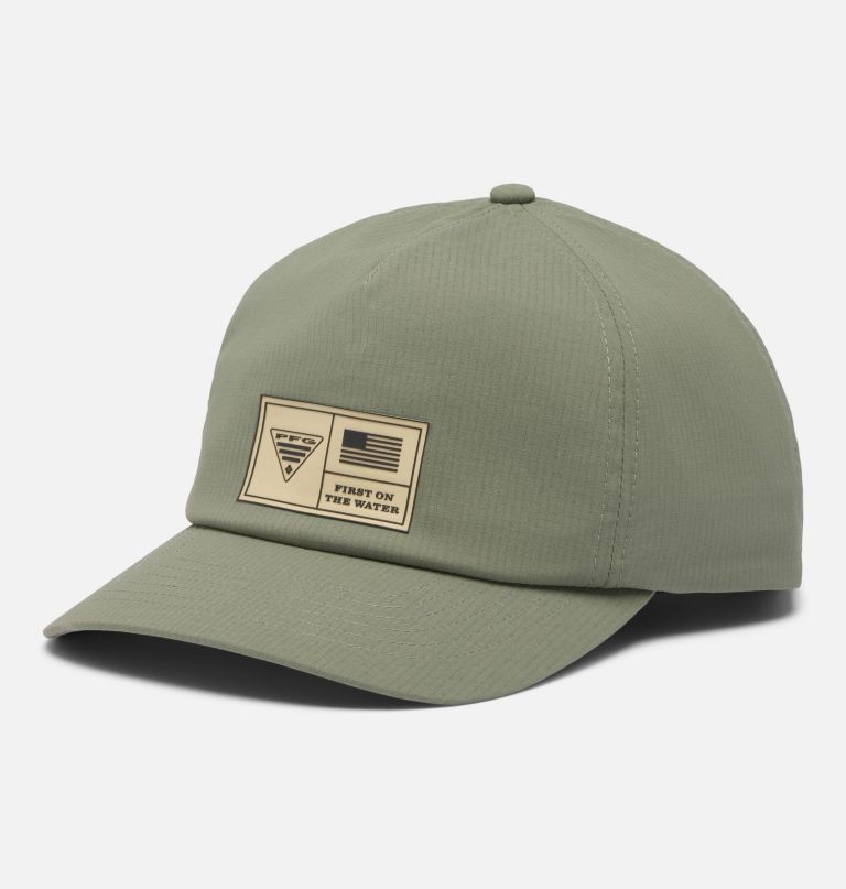 pfg outcast 3d stretch -lippis nappikiinnityksellä