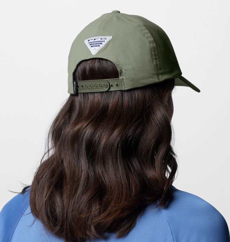 pfg outcast 3d stretch -lippis nappikiinnityksellä