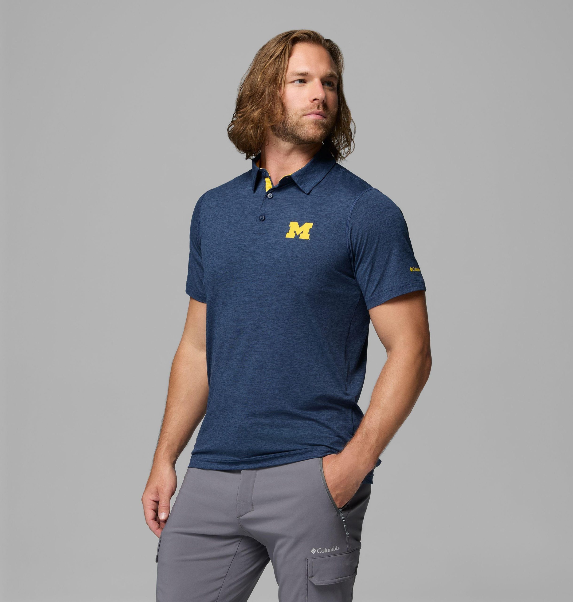 miesten collegiate tech -polopaita - michigan