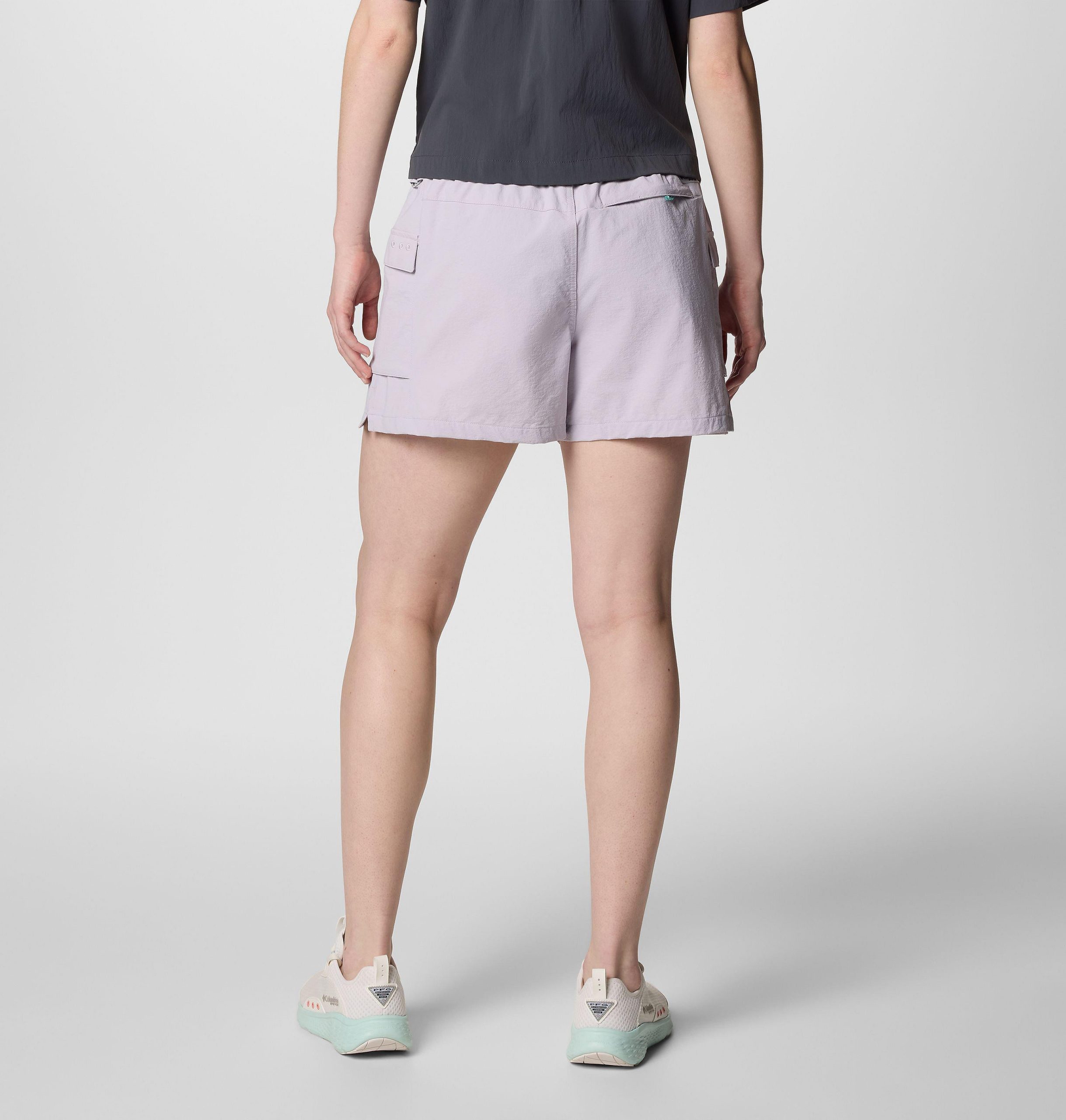 naisten pfg wild cast -shortsit