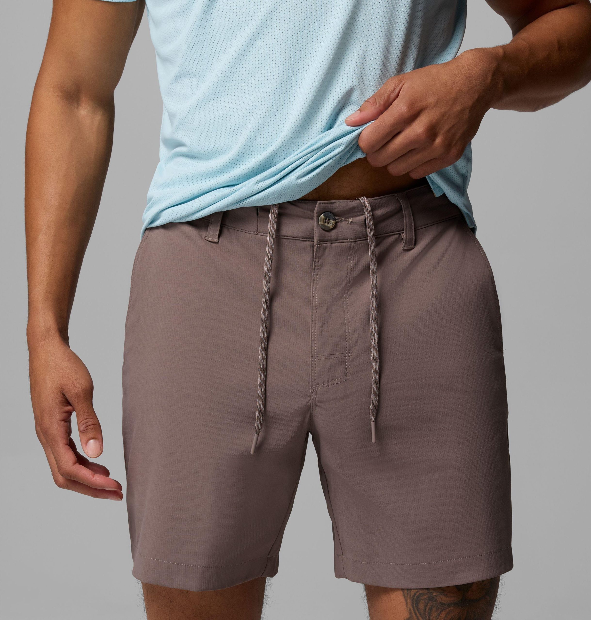 miesten tech trail -shortsit