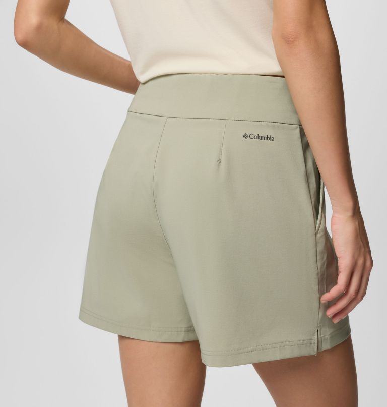 naisten all seasons -shortsit