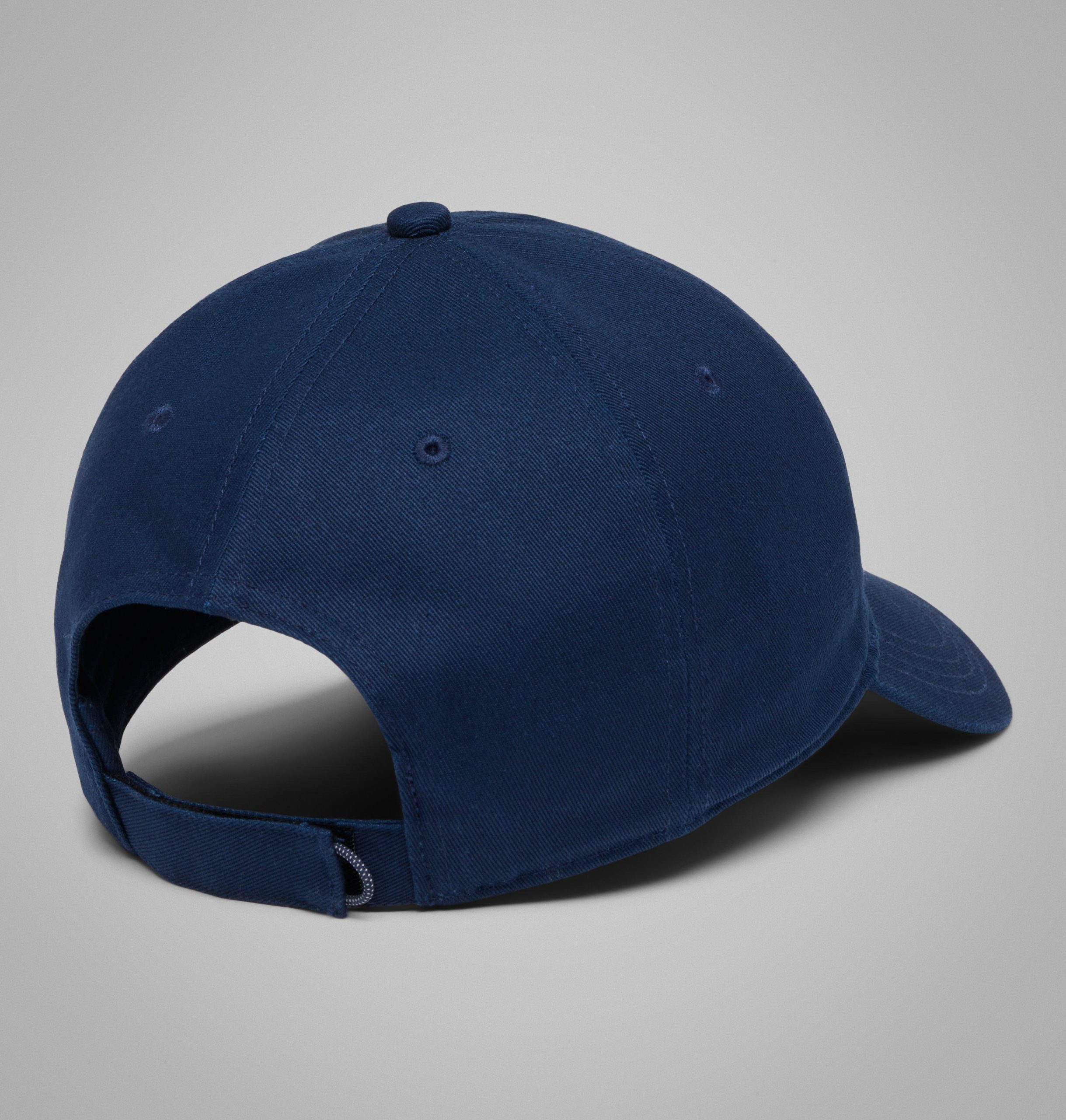 määrärahat ball cap